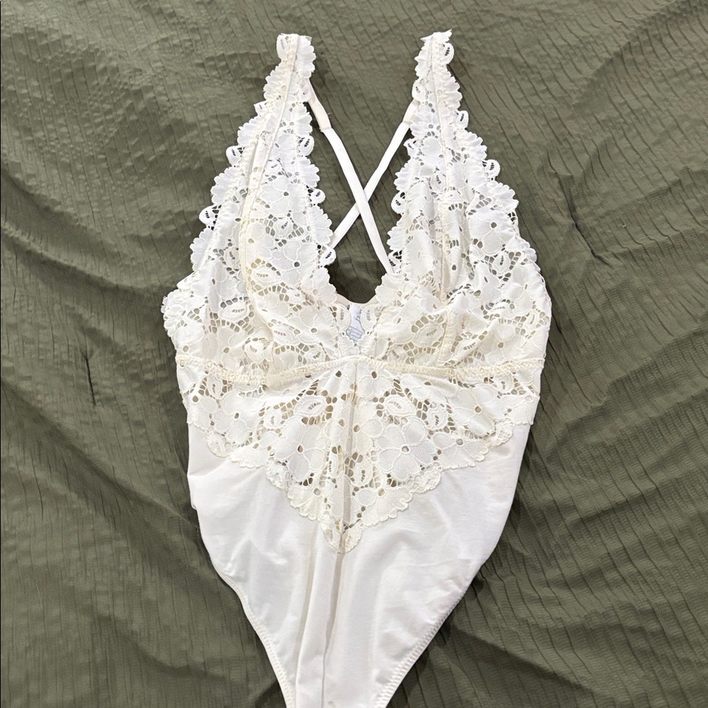 Forever 21 White Lace Bodysuit
